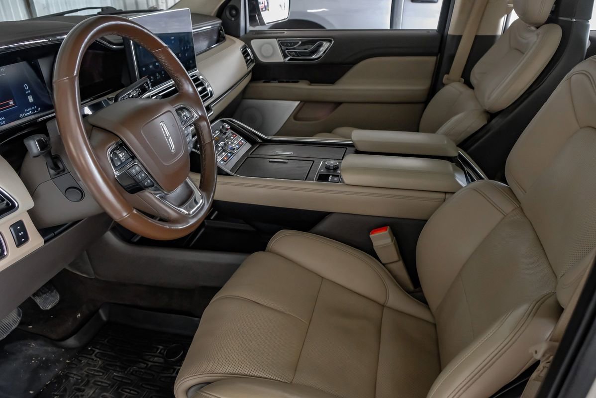 Used 2022 Lincoln Navigator L Reserve AWD/4WD image 14