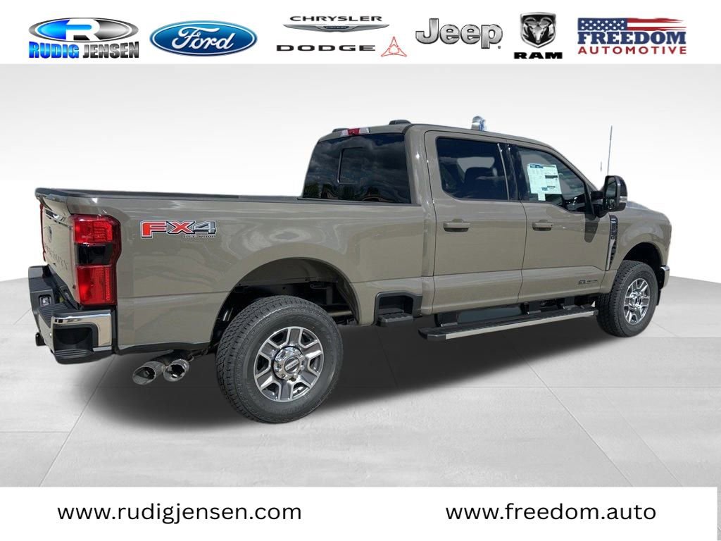 New 2026 Ford F250 Lariat w/ FX4 Off-Road Package image 4