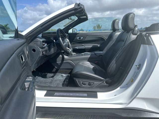 Used 2025 Ford Mustang Premium image 22