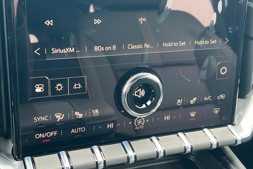 New 2026 GMC Acadia AT4 w/ Luxury Package image 19