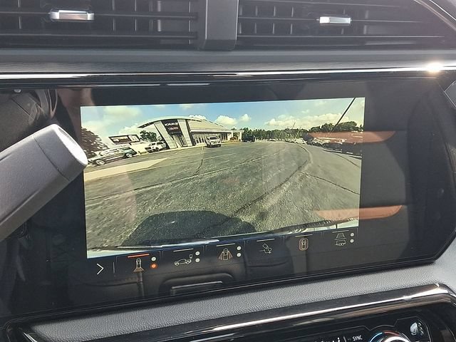 New 2026 GMC Sierra 2500 AT4 AWD/4WD image 15