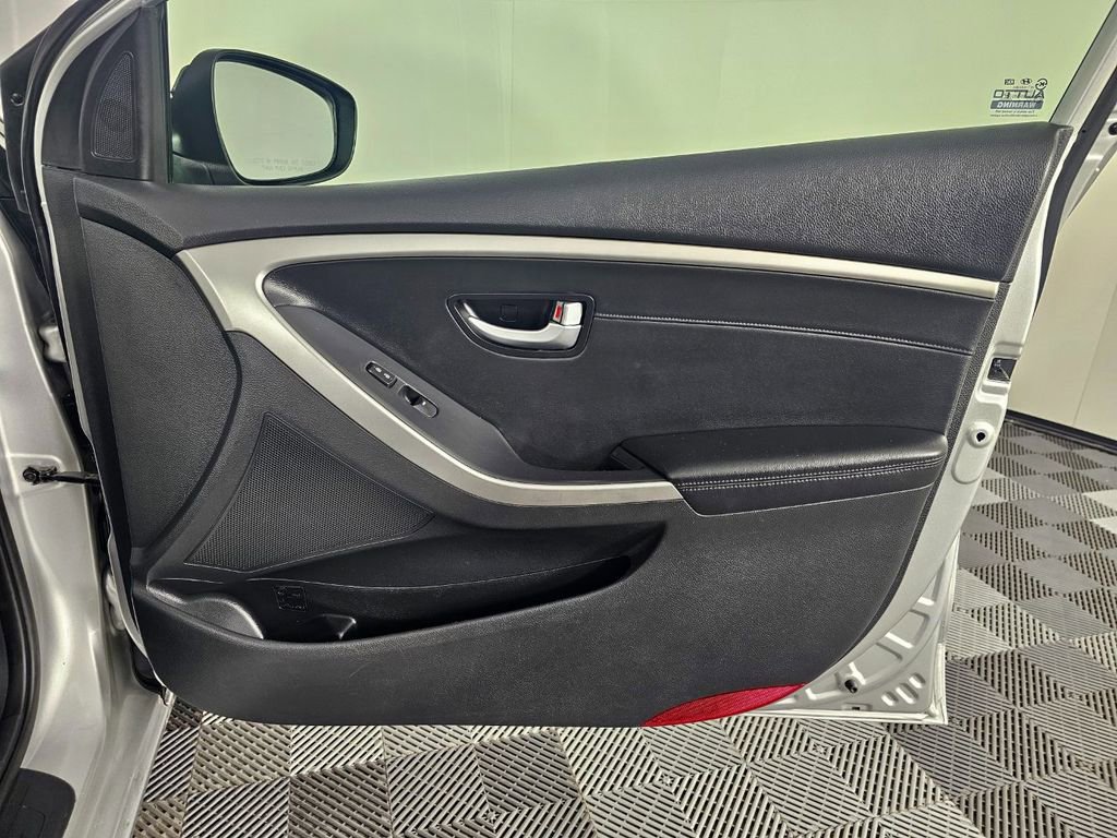 Used 2013 Hyundai Elantra GT w/ Style Pkg image 27