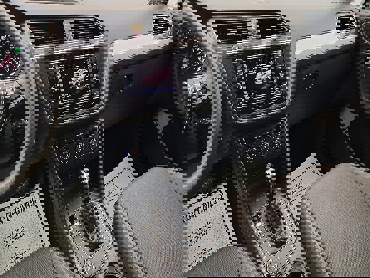 Used 2019 Volkswagen Tiguan S w/ 3rd Row Seat Package image 11