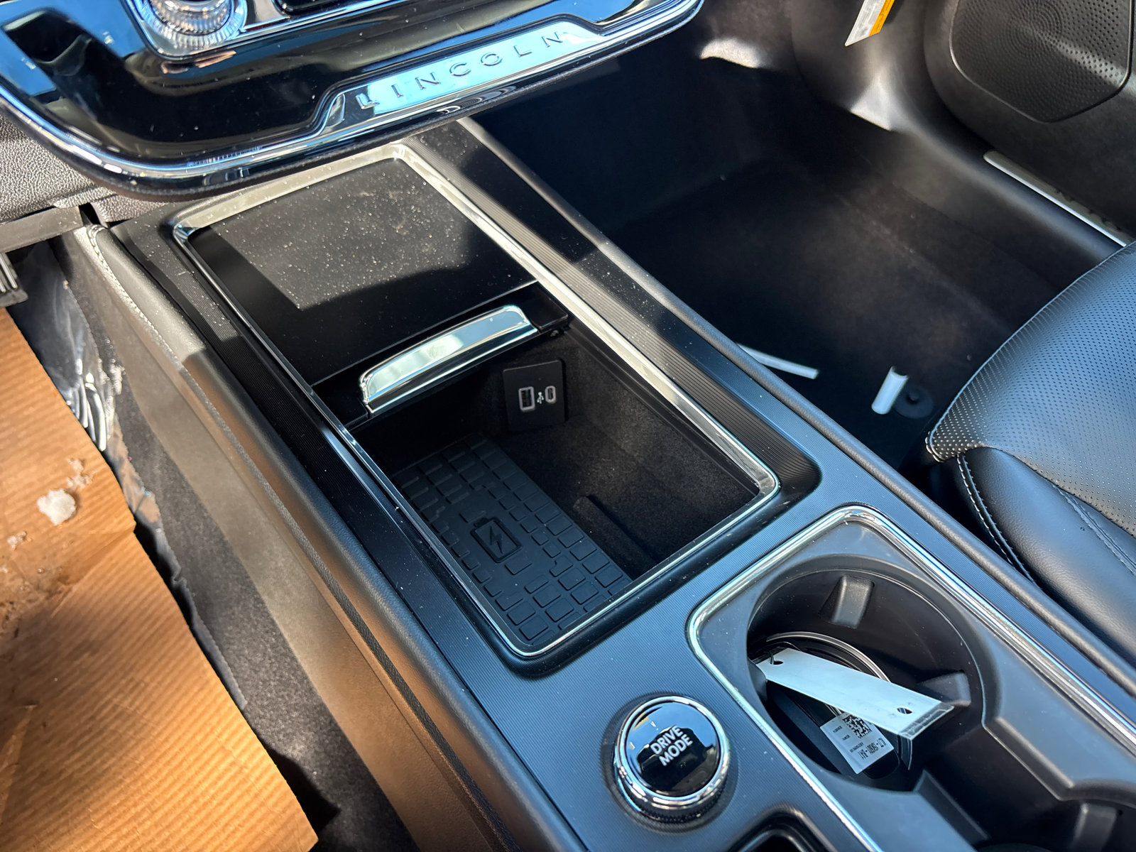 New 2026 Lincoln Corsair Premiere image 23