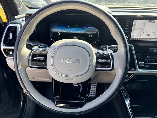 Certified 2023 Kia Sorento SX Prestige image 31