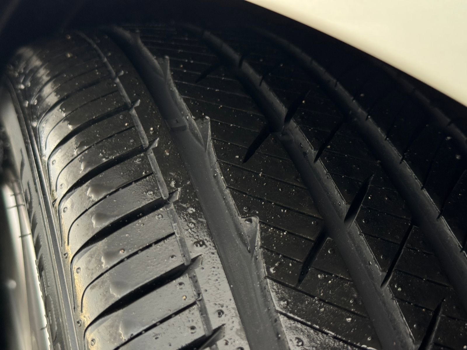 Used 2022 MAZDA MAZDA3 s image 27