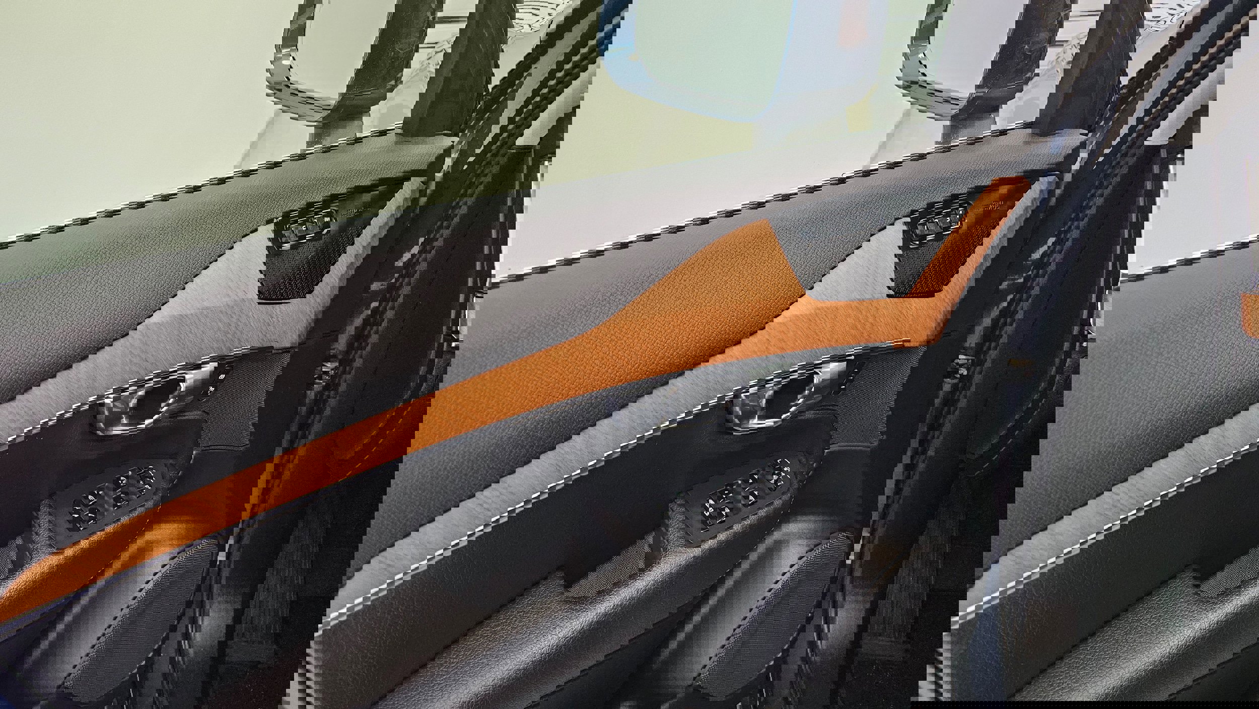 Certified 2022 Volvo XC90 T8 Inscription Expression w/ Advanced Package image 22