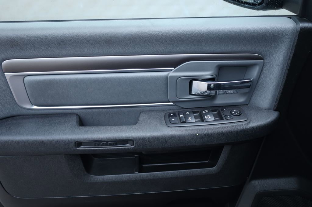 Used 2024 RAM 1500 Classic SLT image 16