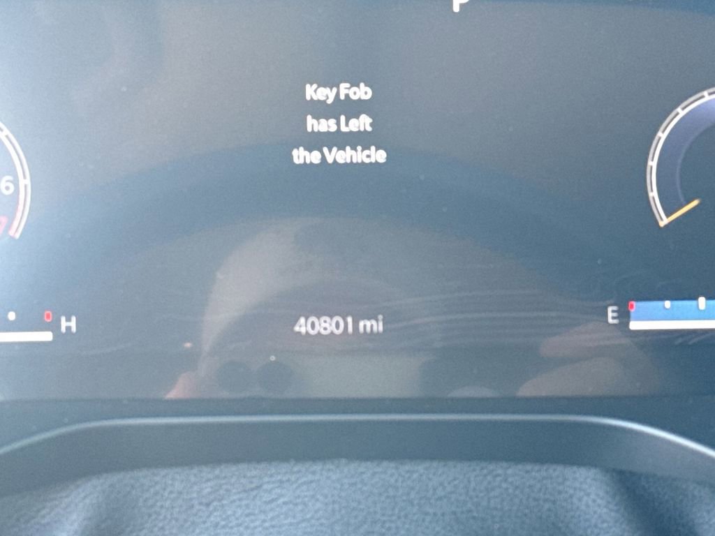 Used 2022 Jeep Grand Cherokee L Limited RWD image 9