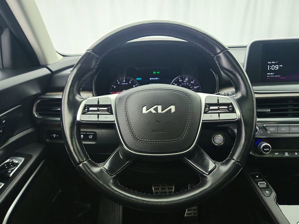 Used 2022 Kia Telluride SX image 16