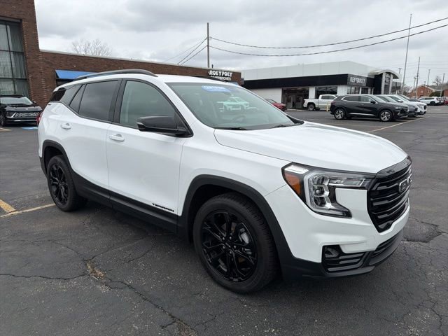 Certified 2022 GMC Terrain SLT w/ Elevation Edition image 1