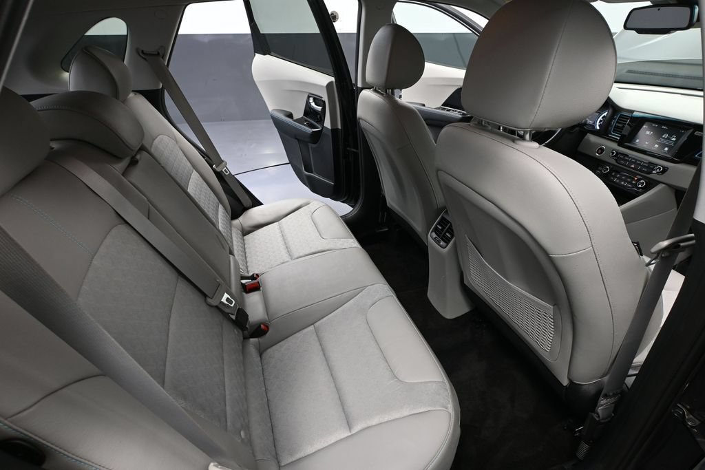 Used 2019 Kia Niro EX FWD image 41