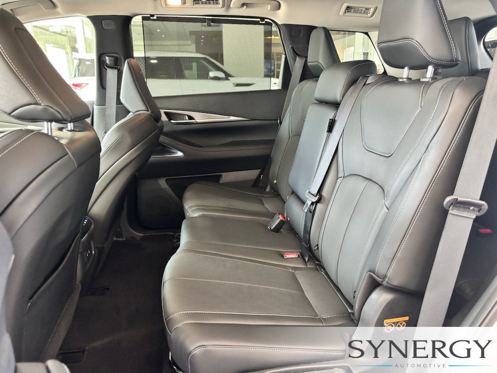 Certified 2026 INFINITI QX60 Luxe w/ Cargo Package AWD/4WD image 20