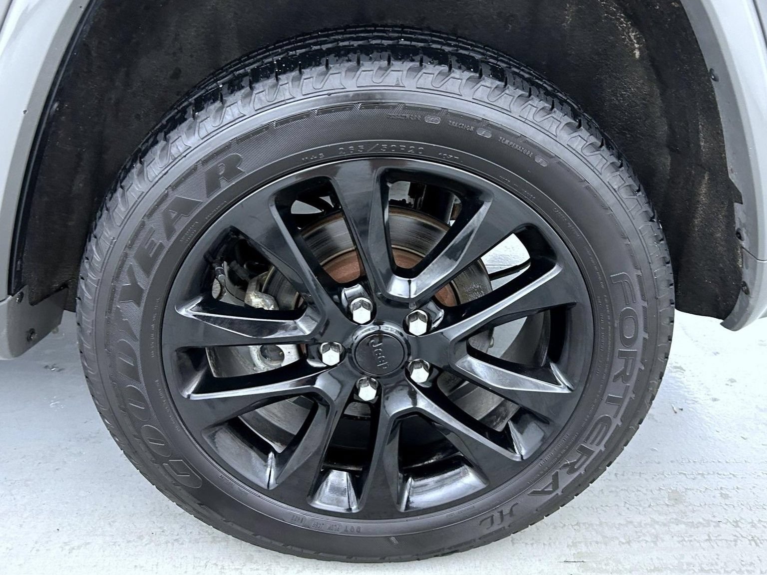Used 2022 Jeep Grand Cherokee Laredo X AWD/4WD image 23