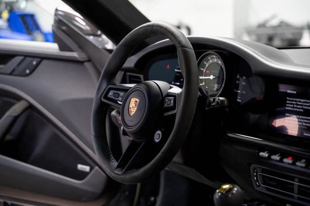 Used 2022 Porsche 911 GT3 RWD image 18
