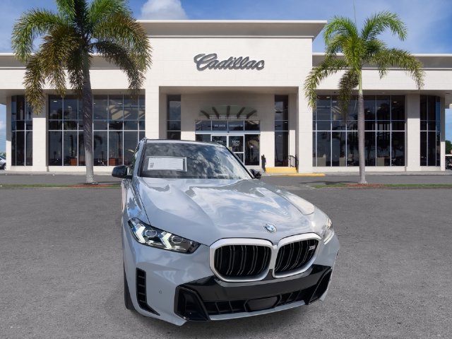 Used 2026 BMW X5 M60i AWD/4WD image 3
