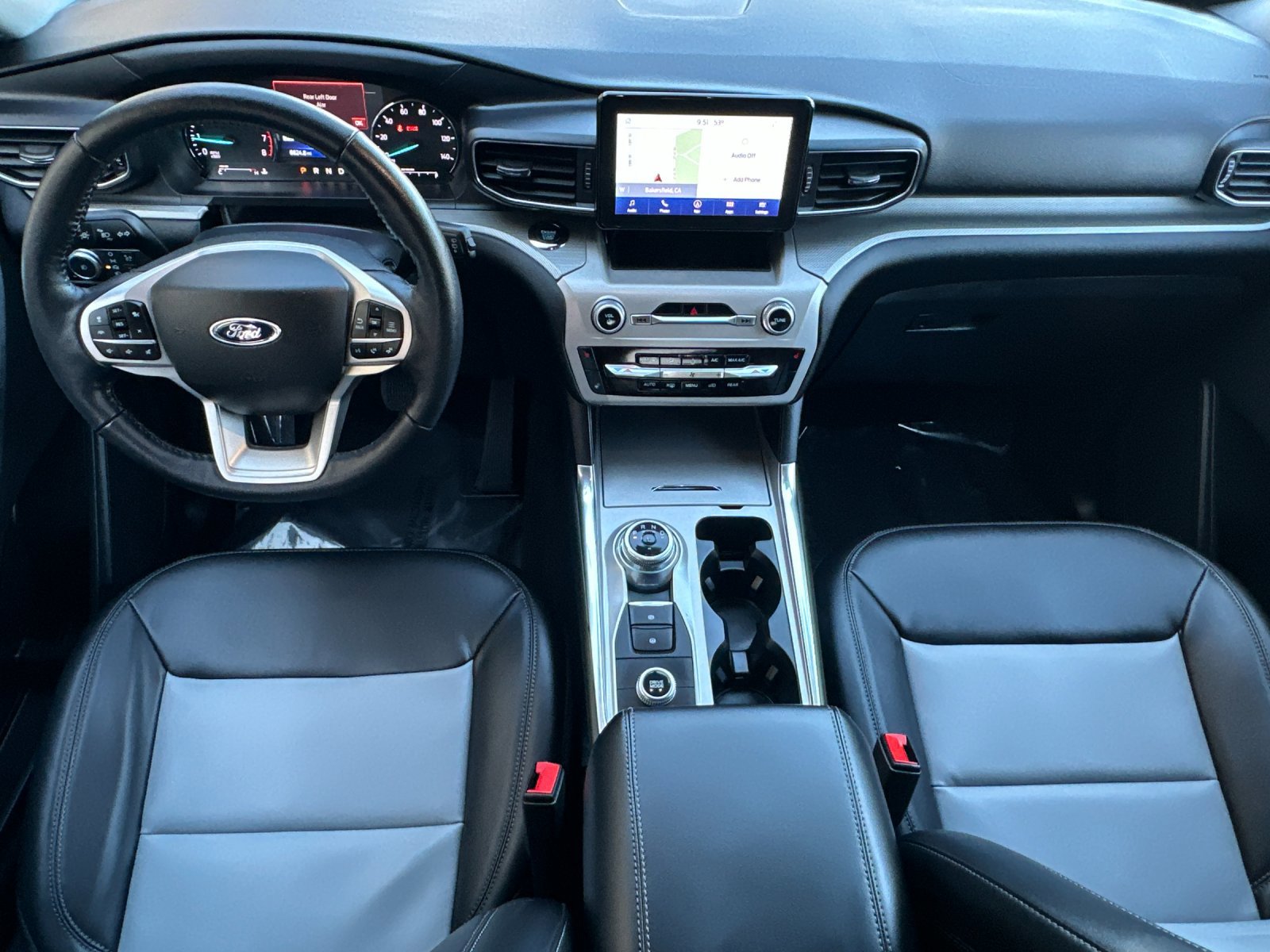 Certified 2022 Ford Explorer XLT w/ Equipment Group 202A image 14