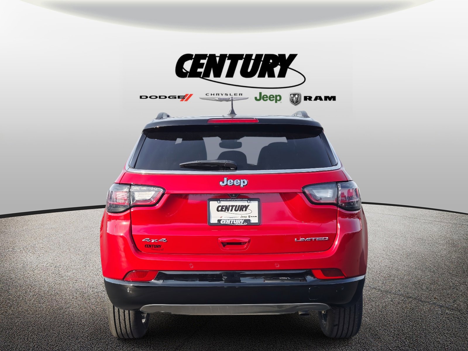 Used 2024 Jeep Compass Limited w/ Elite Group image 5