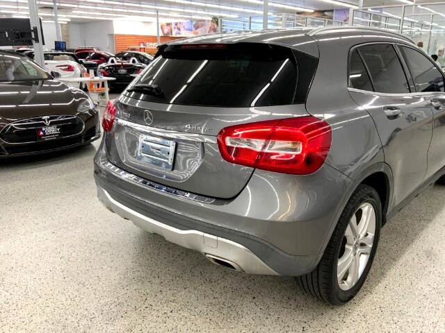Used 2018 Mercedes-Benz GLA 250 4MATIC image 38