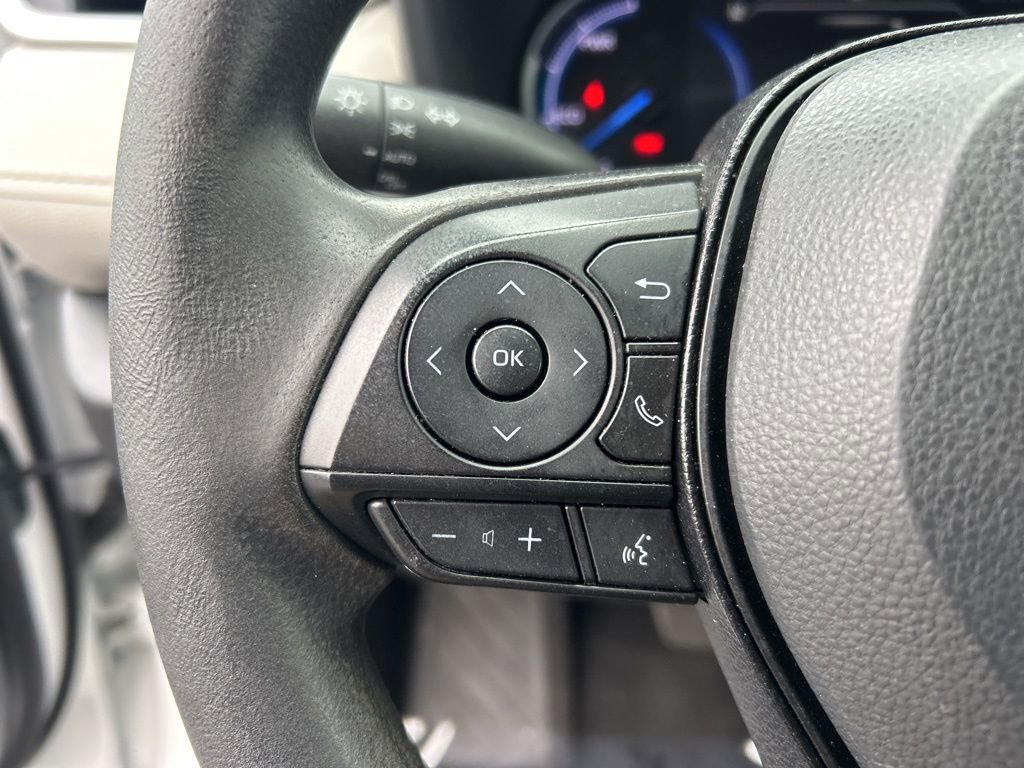 Used 2023 Toyota RAV4 XLE w/ Convenience Package image 8
