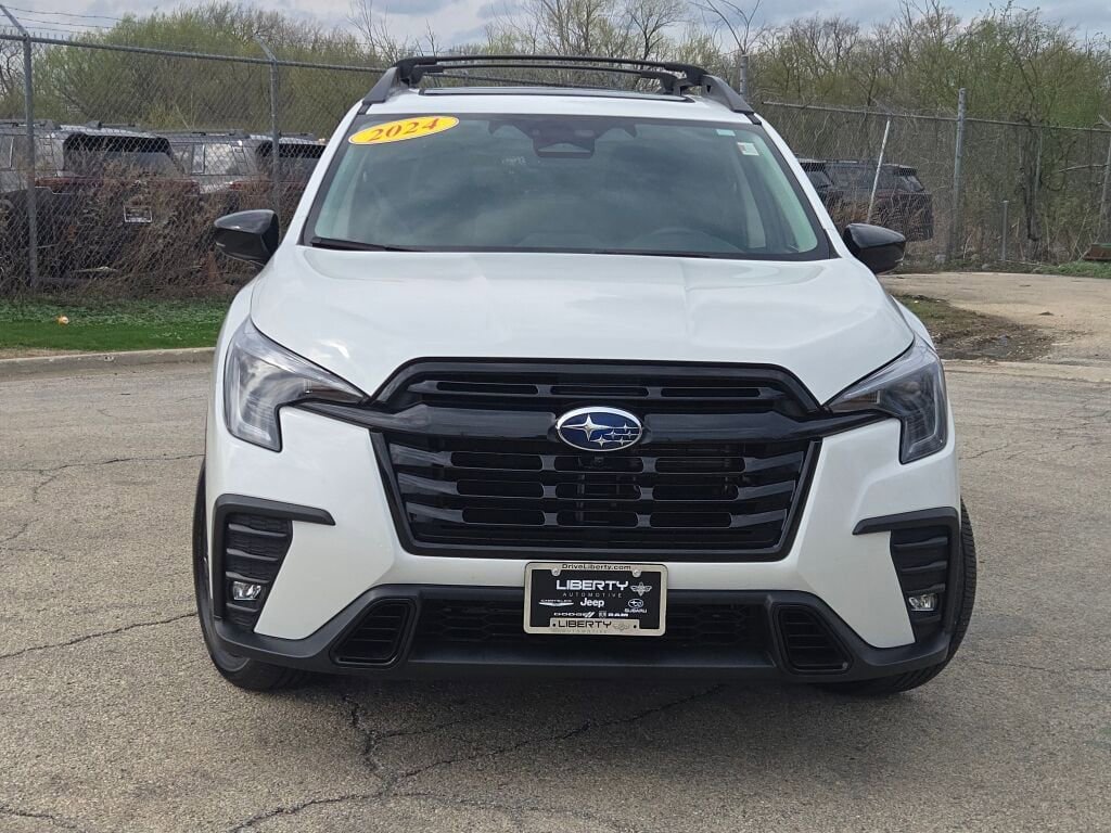 Certified 2024 Subaru Ascent Onyx Edition Limited AWD/4WD image 4