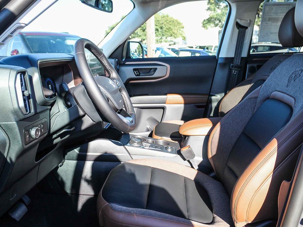 New 2025 Ford Bronco Sport Outer Banks w/ Outer Banks Tech Package+ image 18