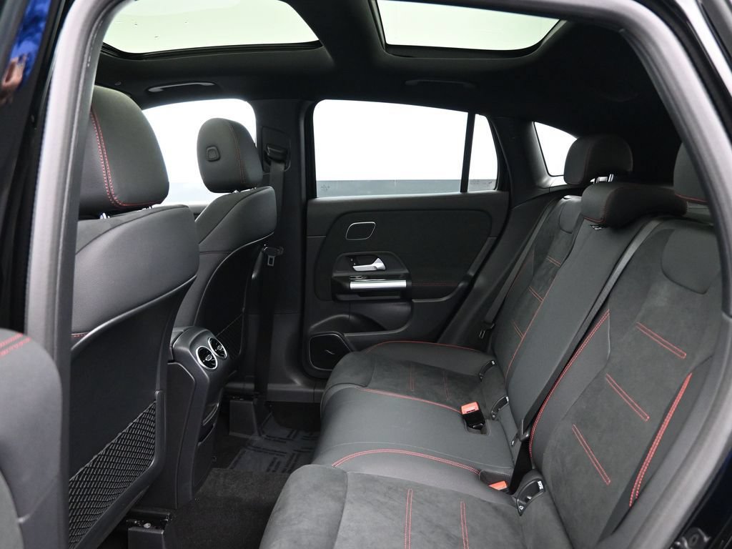 New 2025 Mercedes-Benz GLA 250 4MATIC image 27