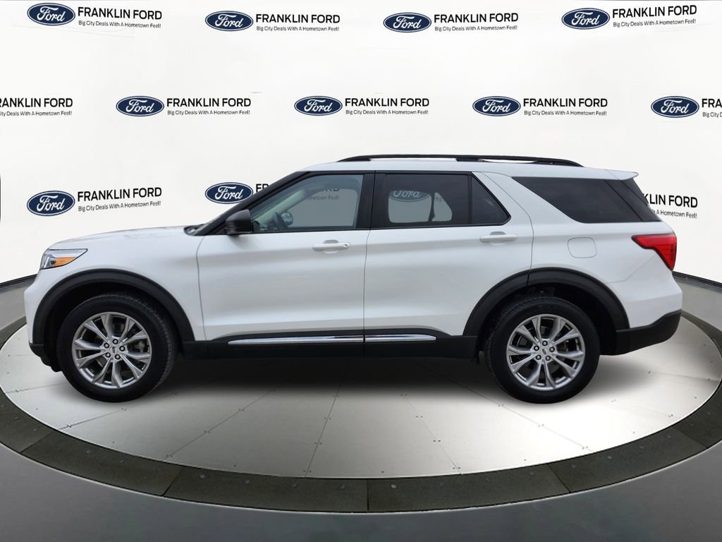 Certified 2022 Ford Explorer XLT w/ Equipment Group 202A image 2
