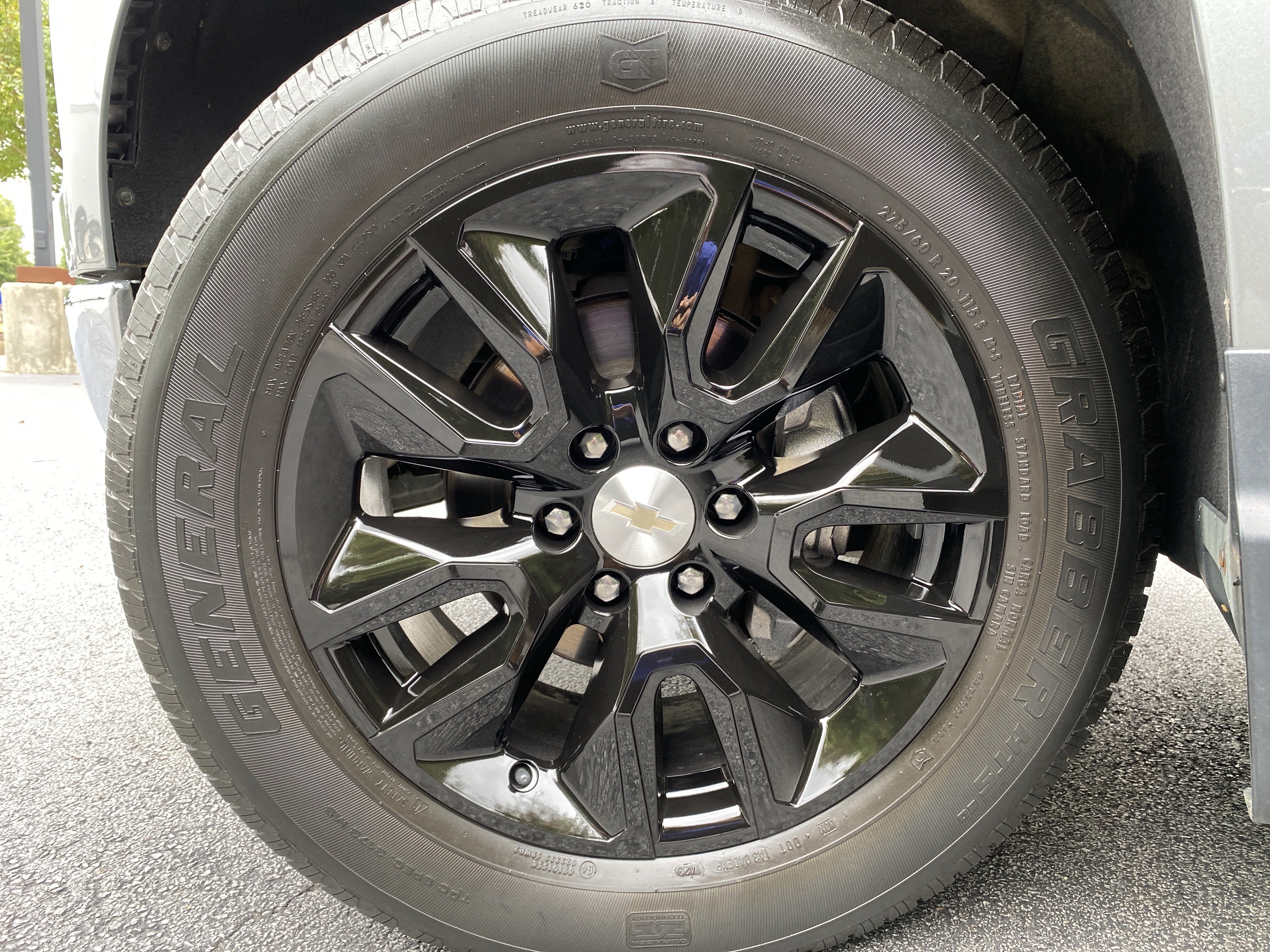 Used 2023 Chevrolet Silverado 1500 LT AWD/4WD image 44