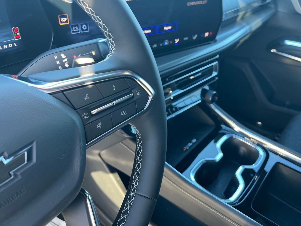 New 2026 Chevrolet Traverse LT image 12