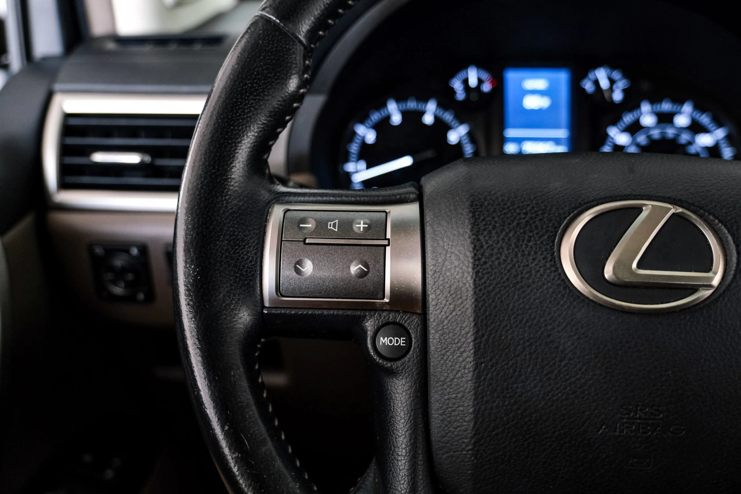 Used 2018 Lexus GX 460 w/ Navigation Package AWD/4WD image 13