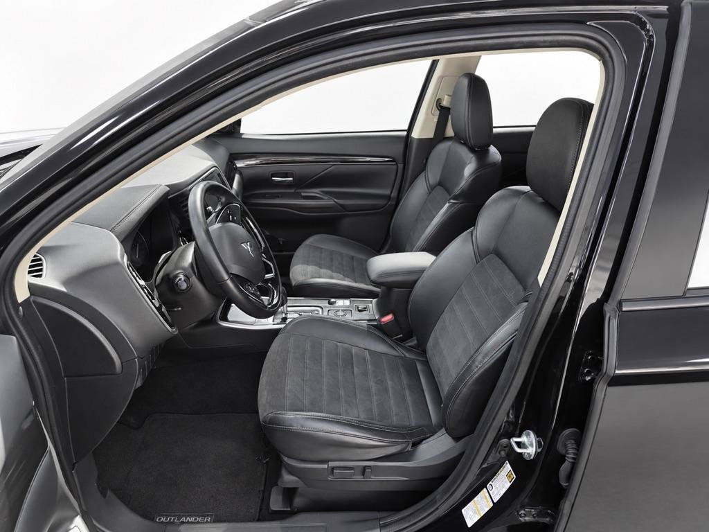 Used 2019 Mitsubishi Outlander SE AWD/4WD image 9
