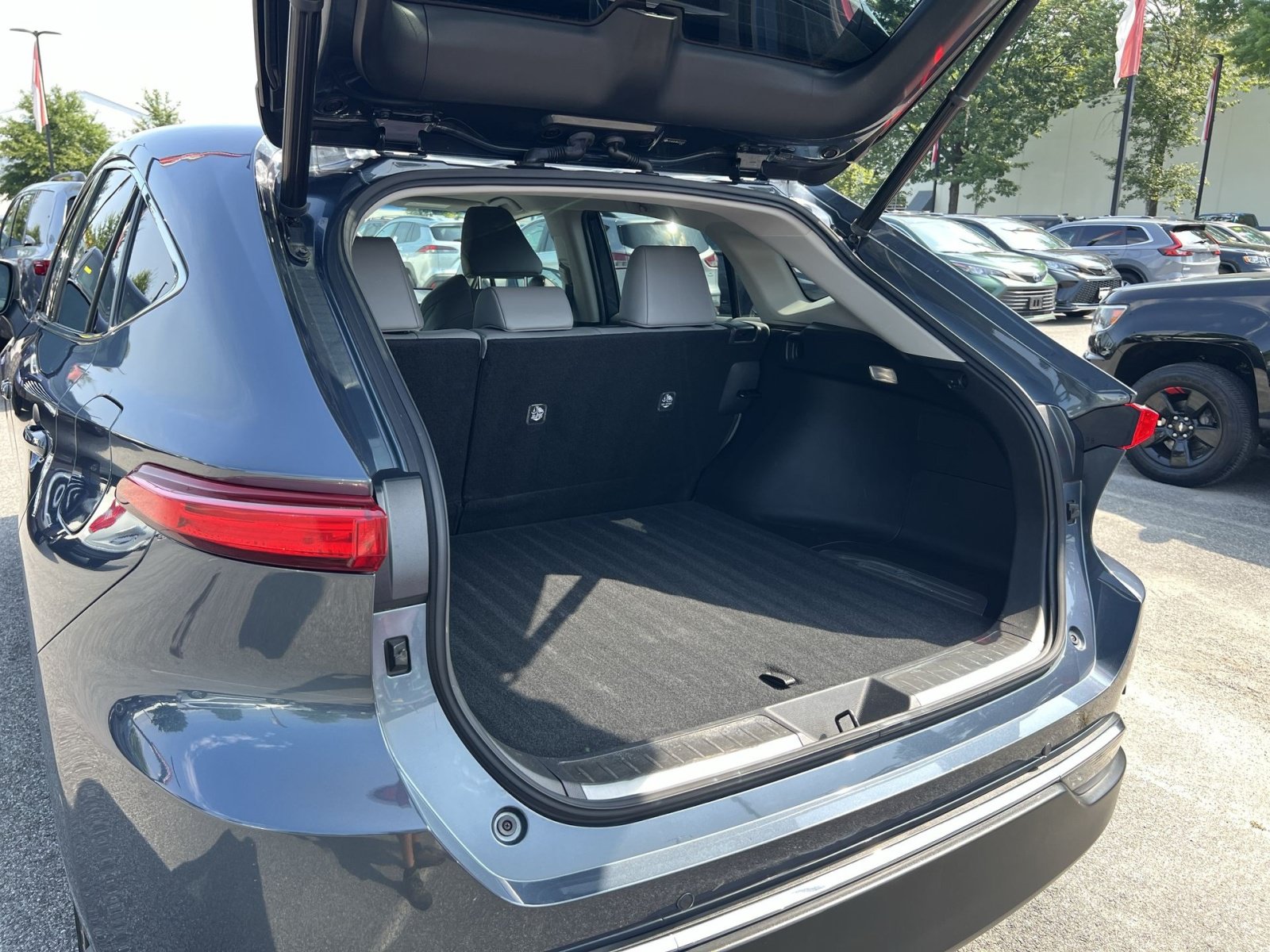 Used 2021 Toyota Venza Limited w/ Advanced Technology Package AWD/4WD image 24