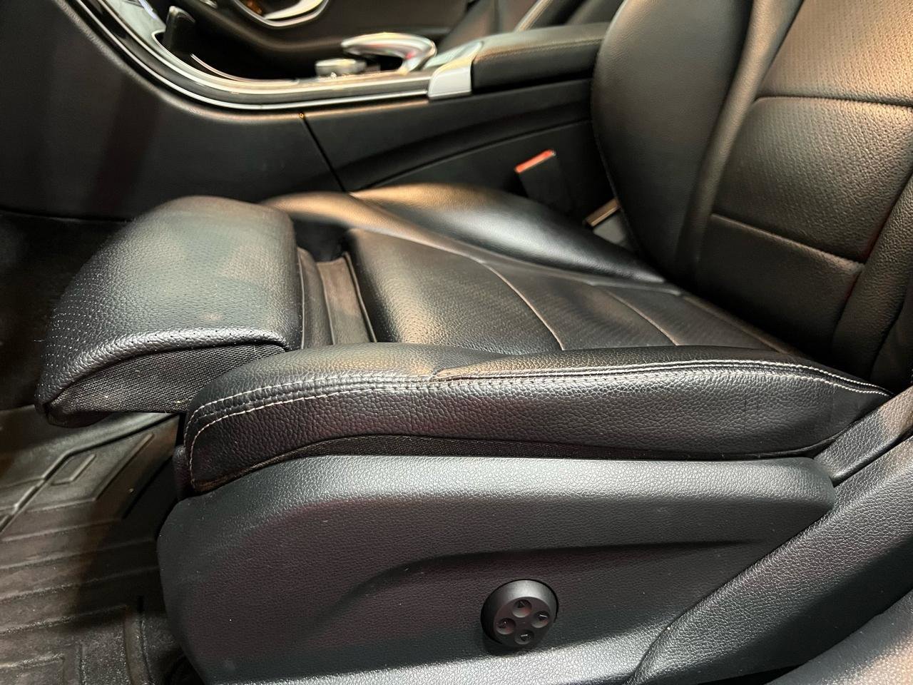 Used 2015 Mercedes-Benz C 300 4MATIC Sedan image 37