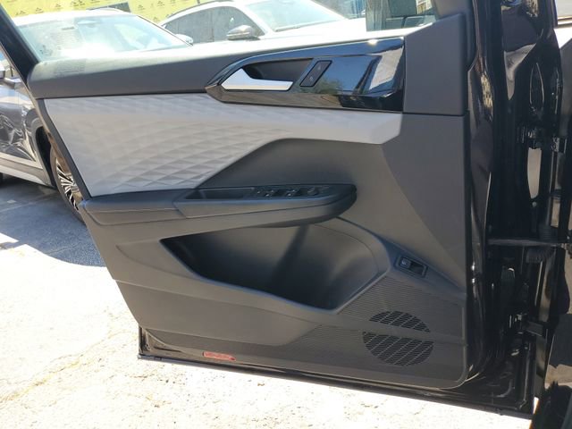 Certified 2024 Volkswagen Taos S image 29