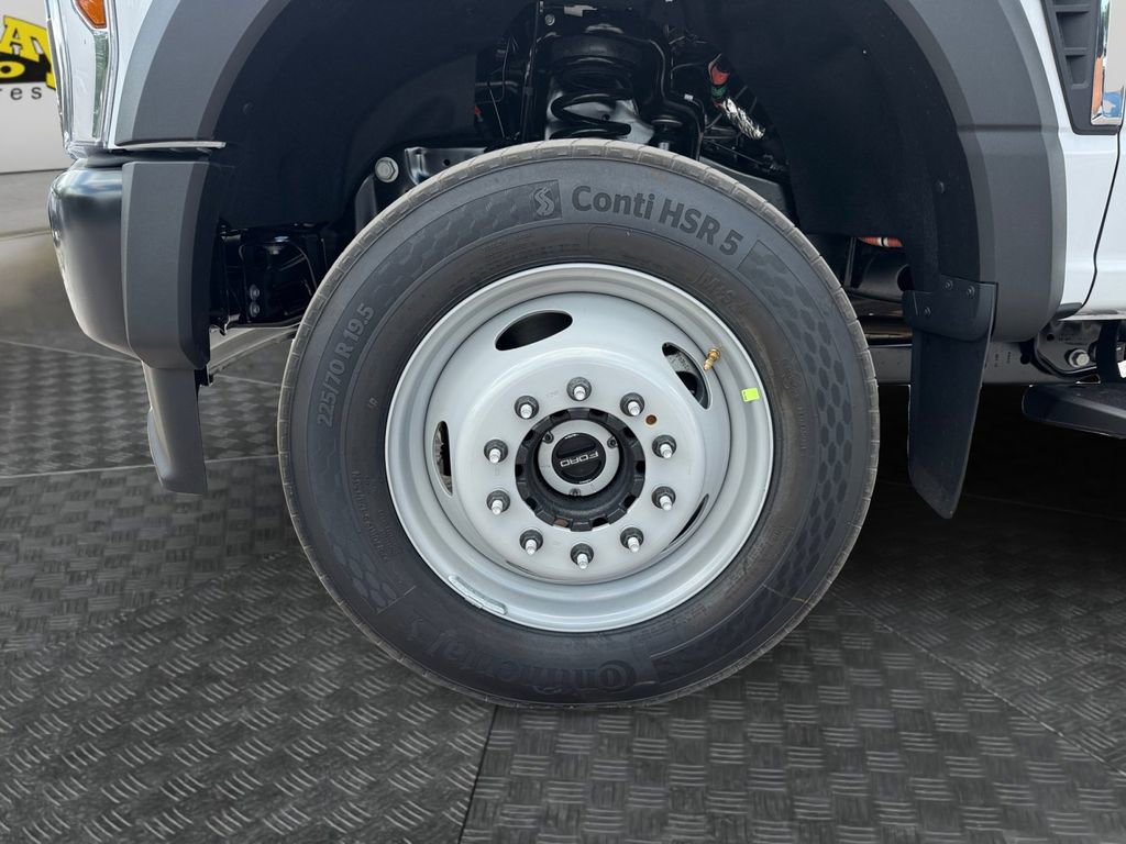 New 2026 Ford F550 4x4 Regular Cab Super Duty image 17