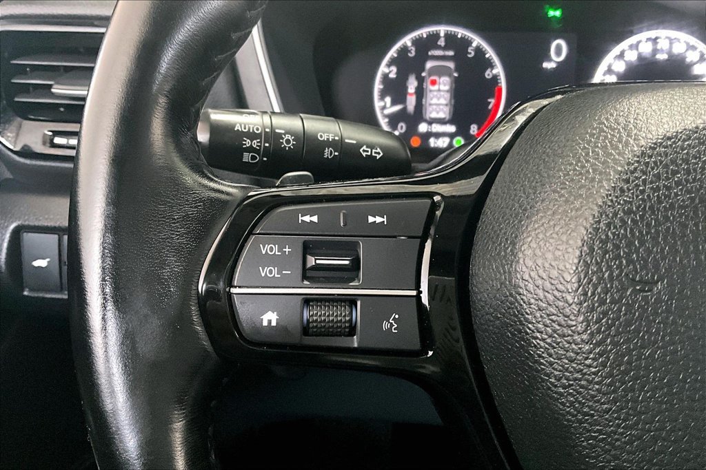 Used 2023 Honda Pilot EX-L image 11