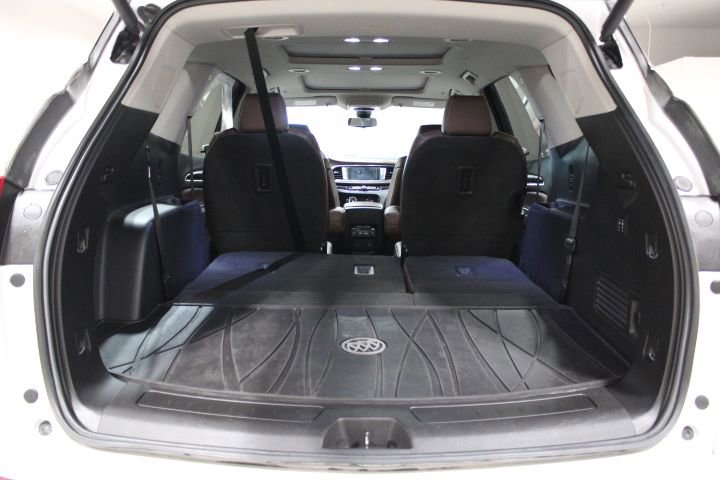 Used 2020 Buick Enclave Avenir w/ Avenir Technology Package image 14