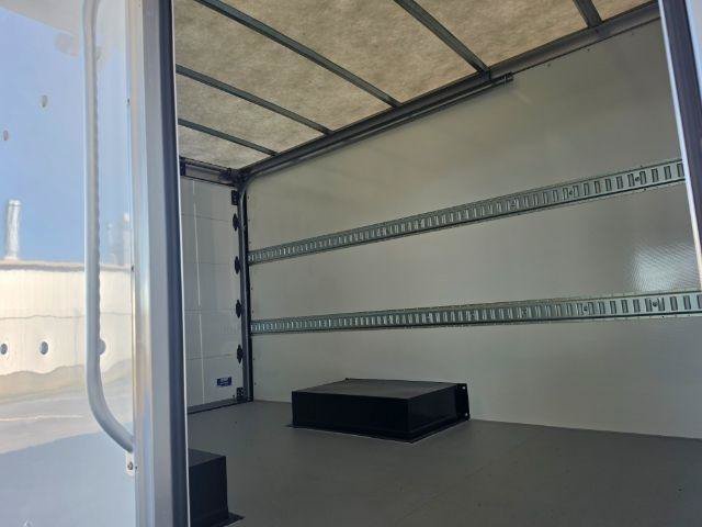Used 2024 Mercedes-Benz Sprinter 3500 image 37