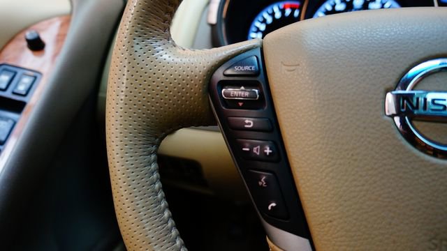 Used 2011 Nissan Murano LE w/ Navigation Pkg AWD/4WD image 25