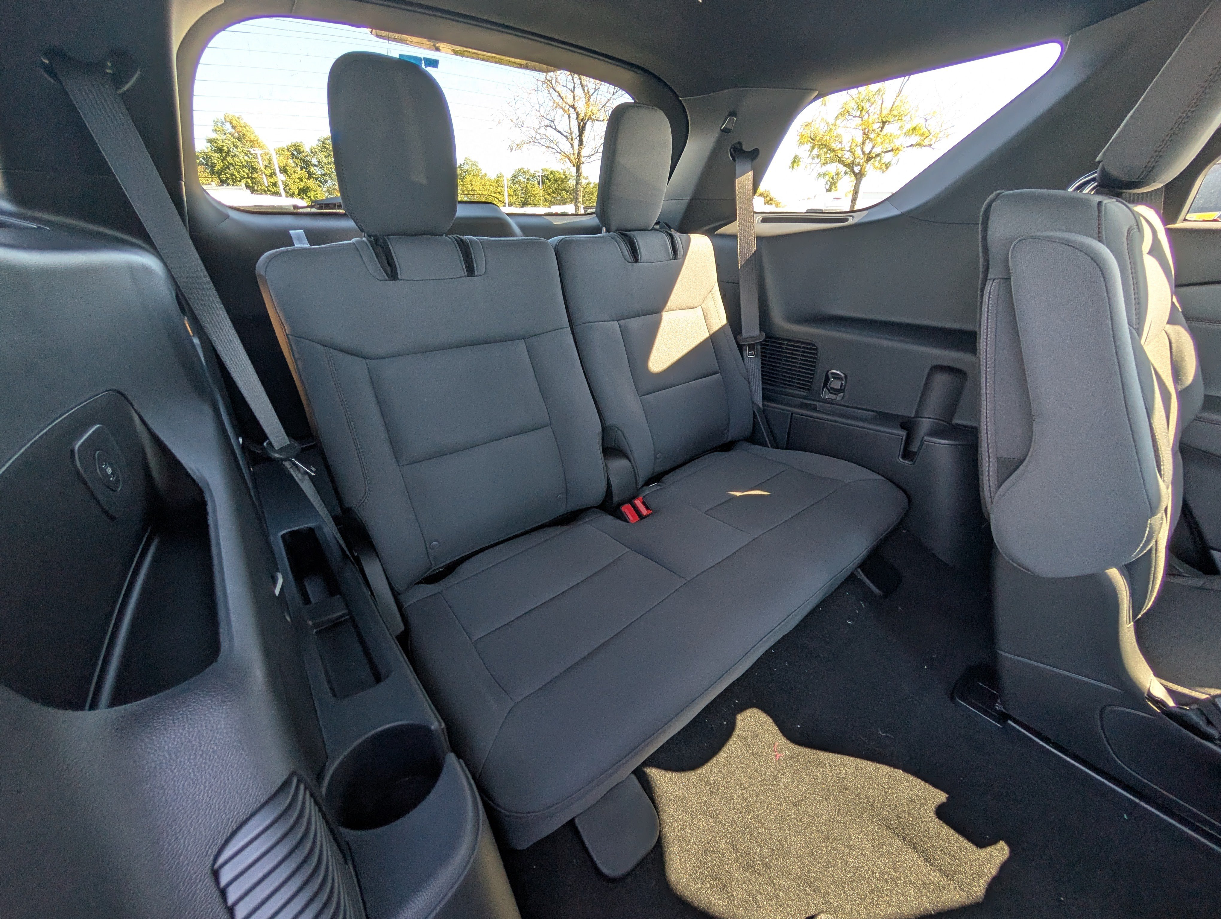 New 2027 Ford Explorer Active AWD/4WD image 8