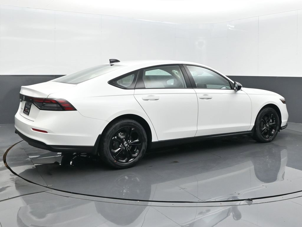 New 2025 Honda Accord SE image 21