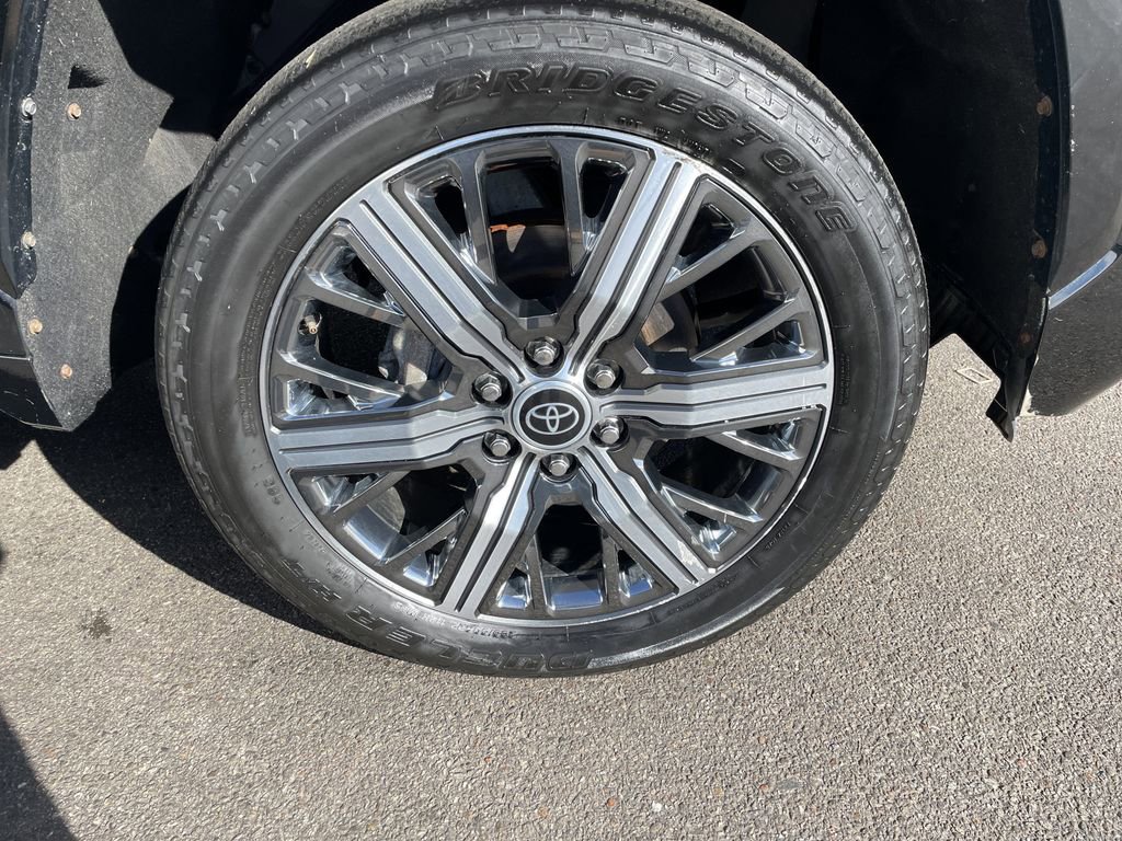 Used 2022 Toyota Tundra Capstone image 11