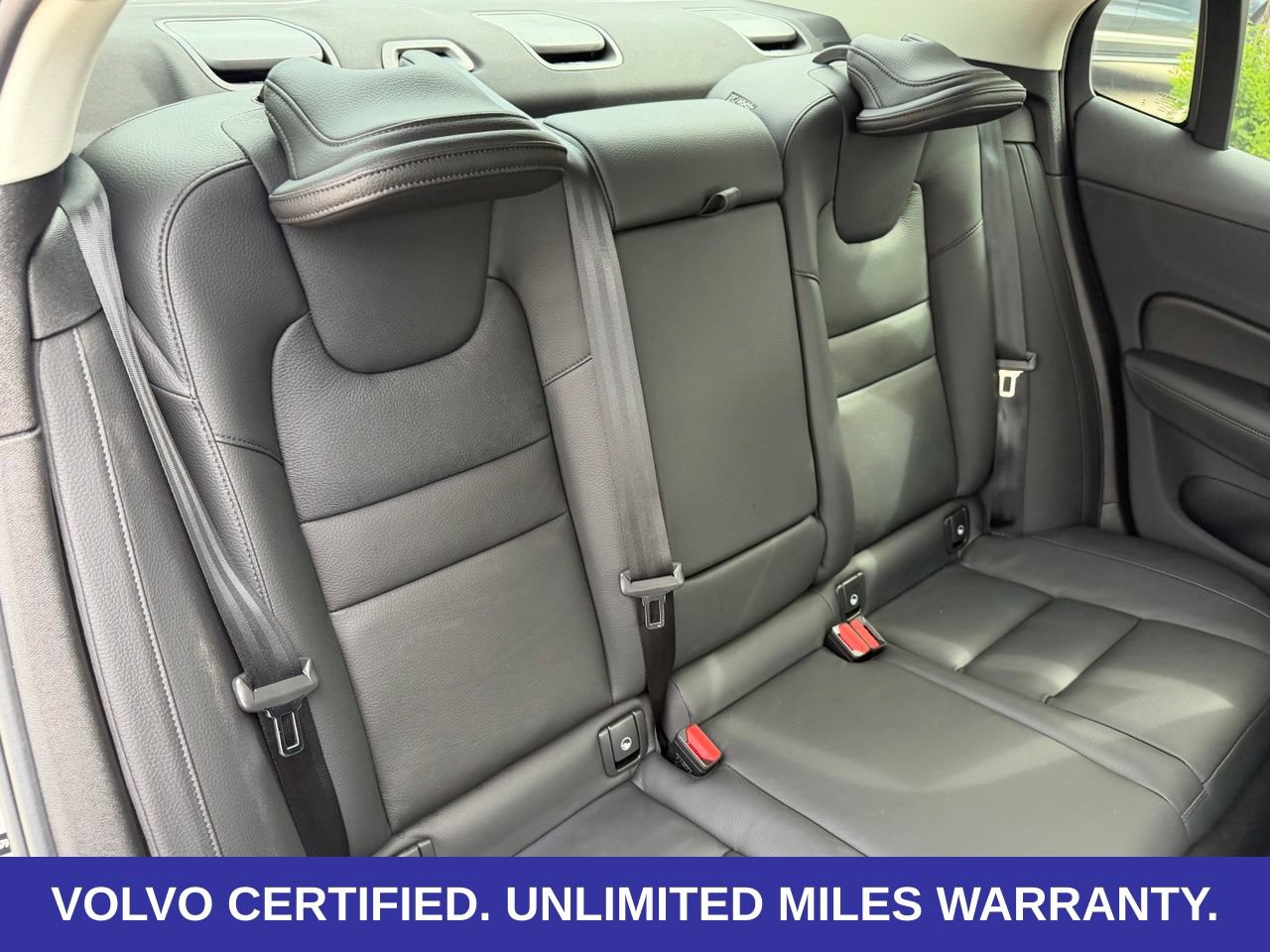 Certified 2025 Volvo S60 T8 Plus w/ Climate Package AWD/4WD image 35
