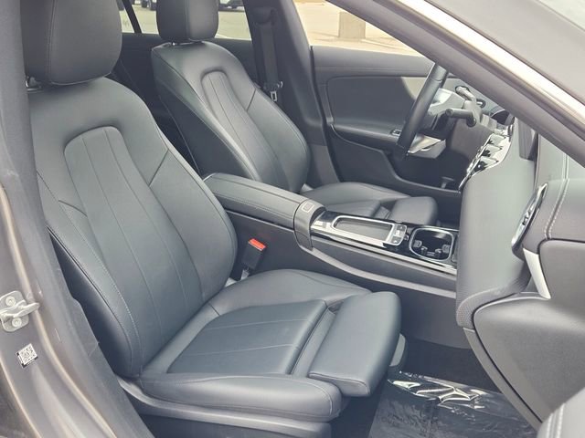 Used 2025 Mercedes-Benz CLA 250 image 15