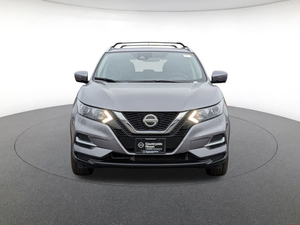 Used 2022 Nissan Rogue Sport SL image 2