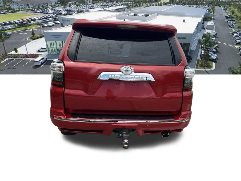 Used 2016 Toyota 4Runner Limited AWD/4WD image 5