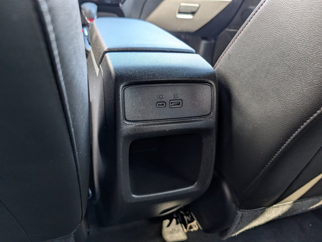 Used 2024 Chevrolet Trax RS w/ Driver Confidence Package FWD image 18