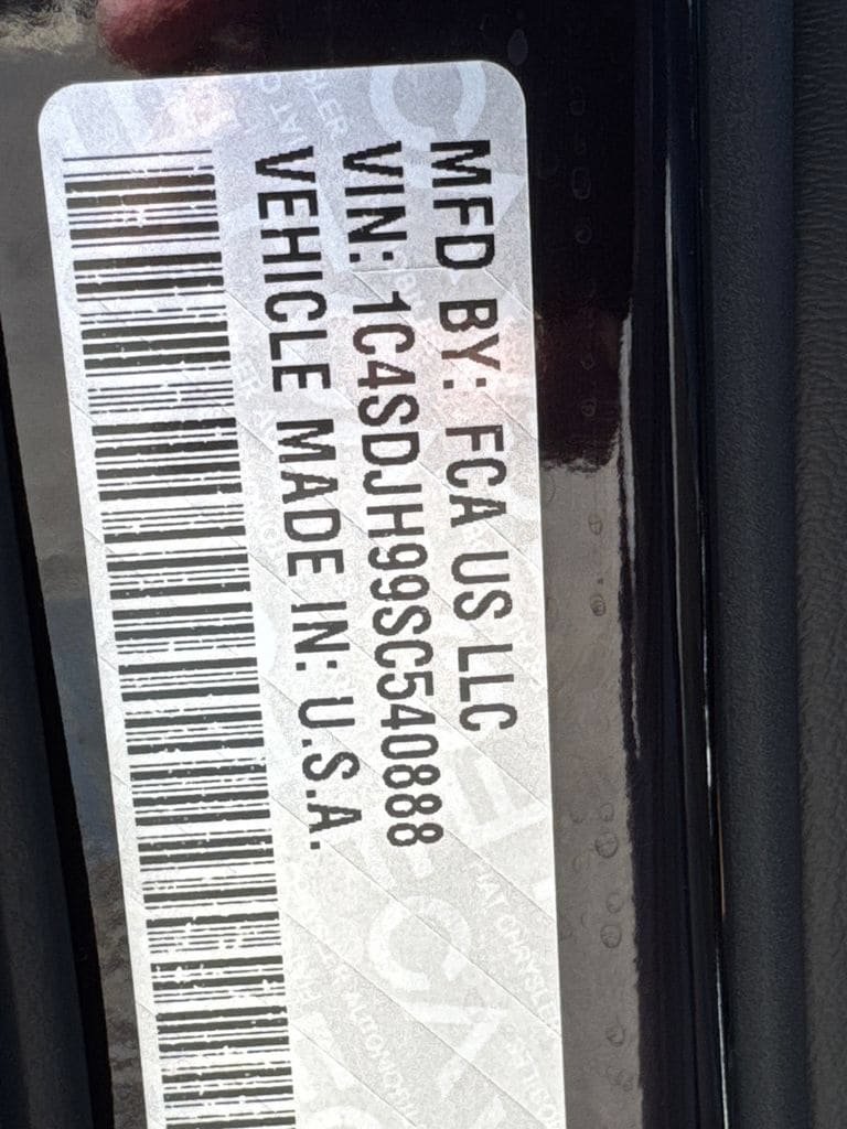 Used 2025 Dodge Durango SRT Hellcat AWD/4WD image 34