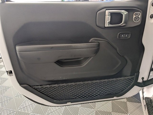 Used 2021 Jeep Wrangler Unlimited Rubicon image 10